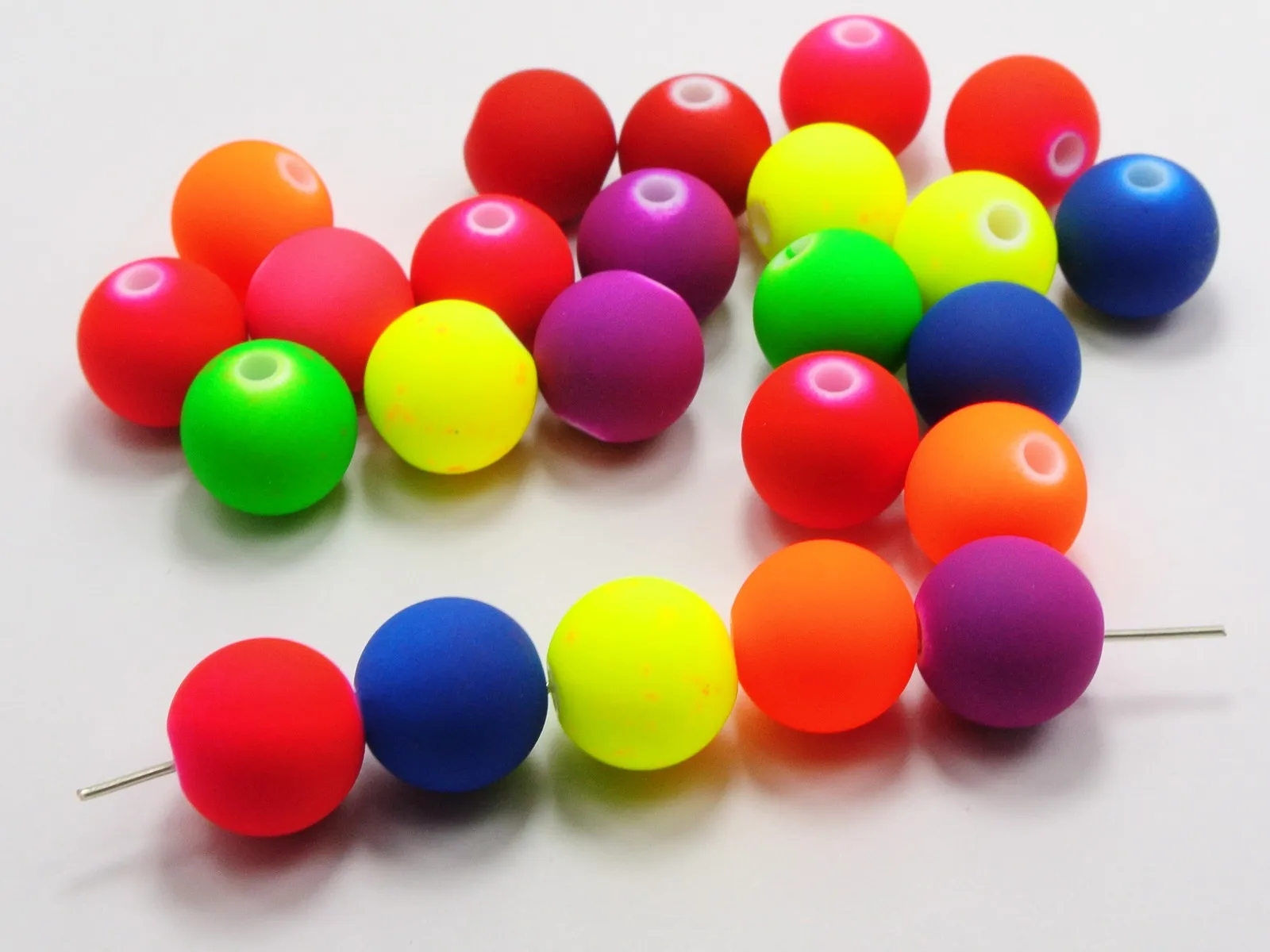 60 Mixed Matte Fluorescent Neon Beads Acrylic Round Beads 16mm(0.63