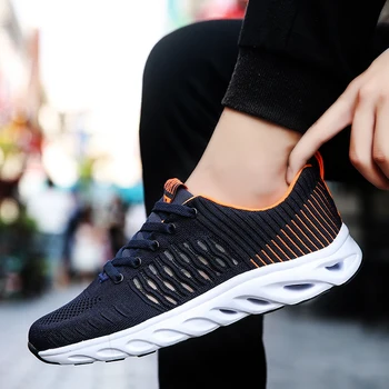 

2018 Men's Luxury Casual Shoes Hollow Out Breathable Runner Lace-Up Shoe Light Sneakers Mesh Antiskid Outdoors Sportswear 39 44