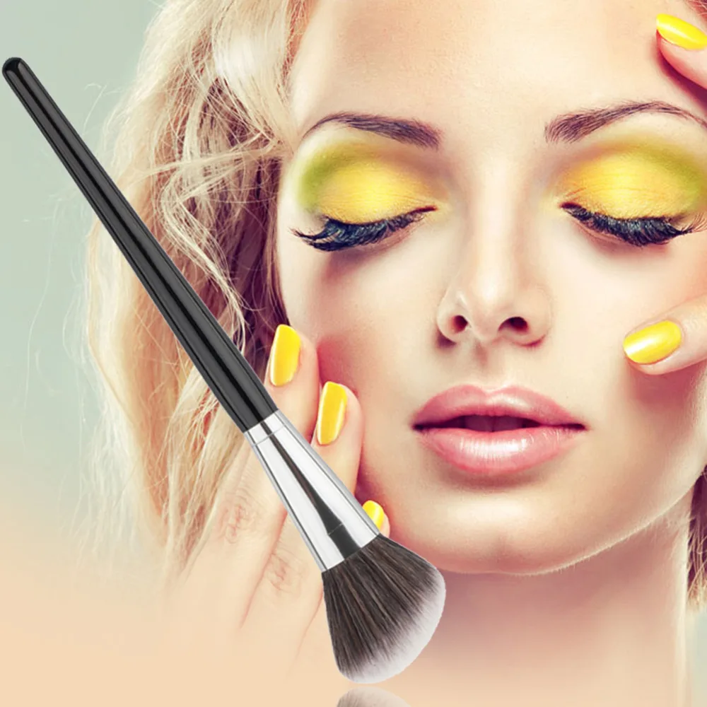 

1Pcs Angled Bronzer Brush Synthetic Face Contour Blush Foundation Powder Makeup Brushes Professional Cosmetics Make Up Brushes