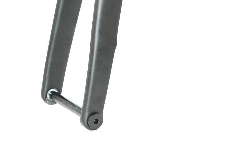 Excellent TARMAS Carbon Road Bike Frame OEM Bicycle Frame Disc Brake Flat Mount 700*28C Max Tire DI2 Road Bike Frame Fork and Seatpost 2 Excellent TARMAS Carbon Road Bike Frame OEM Bicycle Frame Disc Brake Flat Mount 700*28C Max Tire DI2 Road Bike Frame Fork and Seatpost 2