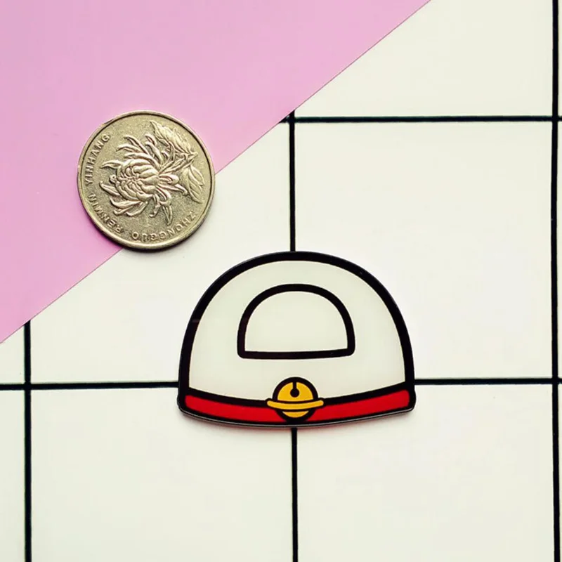 573