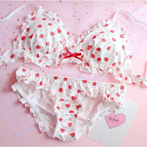 Strawberry Flowers Print Japanese Milk Silk Bra And Panties Set Wirefree Soft Underwear 