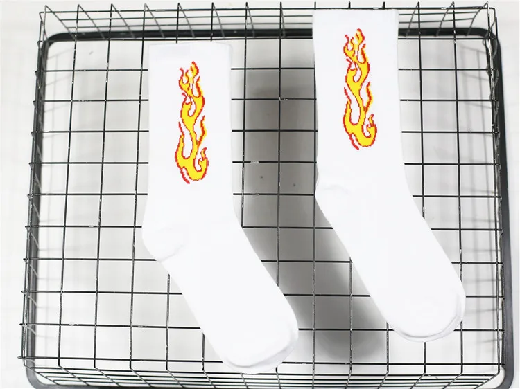 Мужские модные носки в стиле хип-хоп,, цвета в огне, носки с красным пламенем, фонарь, теплый Уличный Скейтборд, длинные хлопковые носки