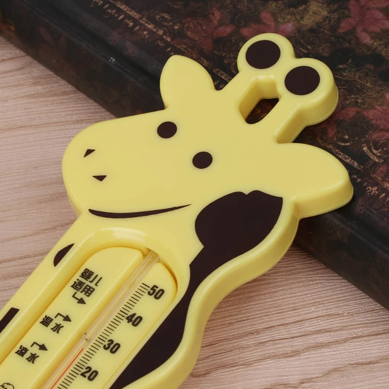 2018 New Giraffe Shape Lovely Water Thermometer Baby Bathing