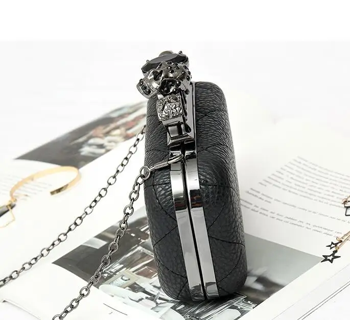 XGRAVITY Licthi Skin Sexy Ladies Clutch Bag Fashion Designer Chain Shoulder Bags Women Retro Skull Ring Mini Party Lady Bag A006