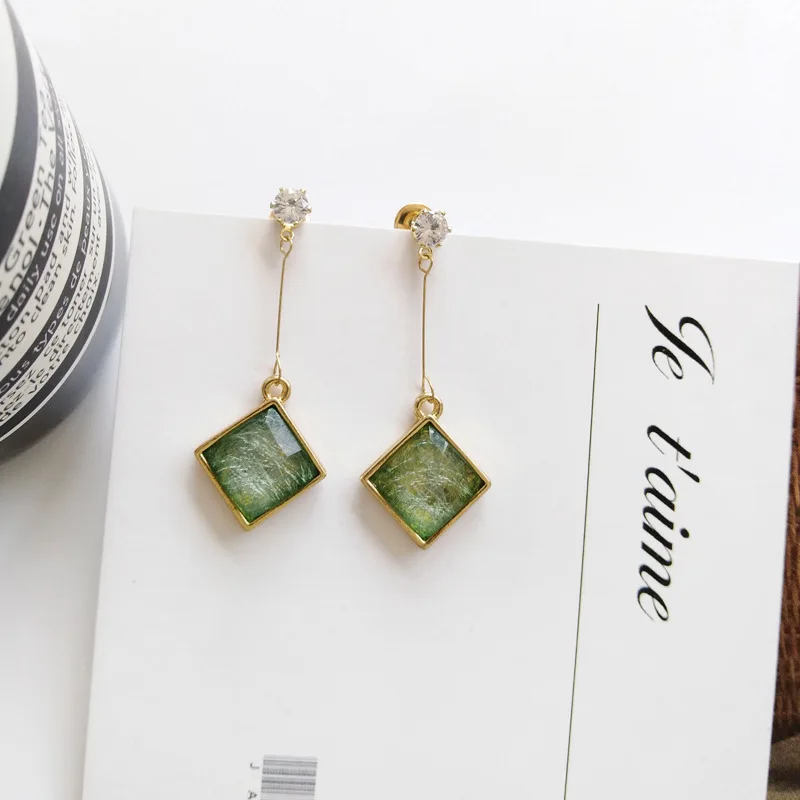 

Simple Elegant Transparent Crystal Clips on Earring Without Non Piercing Vintage No Ear Hole Square Rhombus Stone Clip Earrings