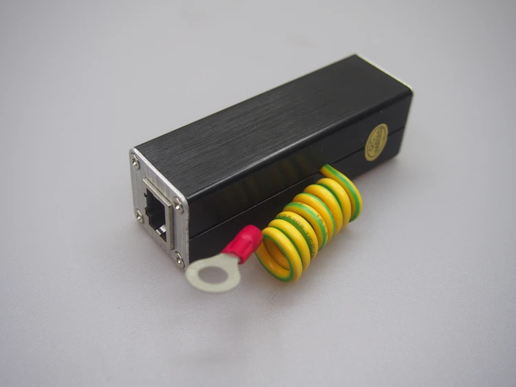 Network camera lightning protection device network monitoring equipment surge protector RJ45 mine |