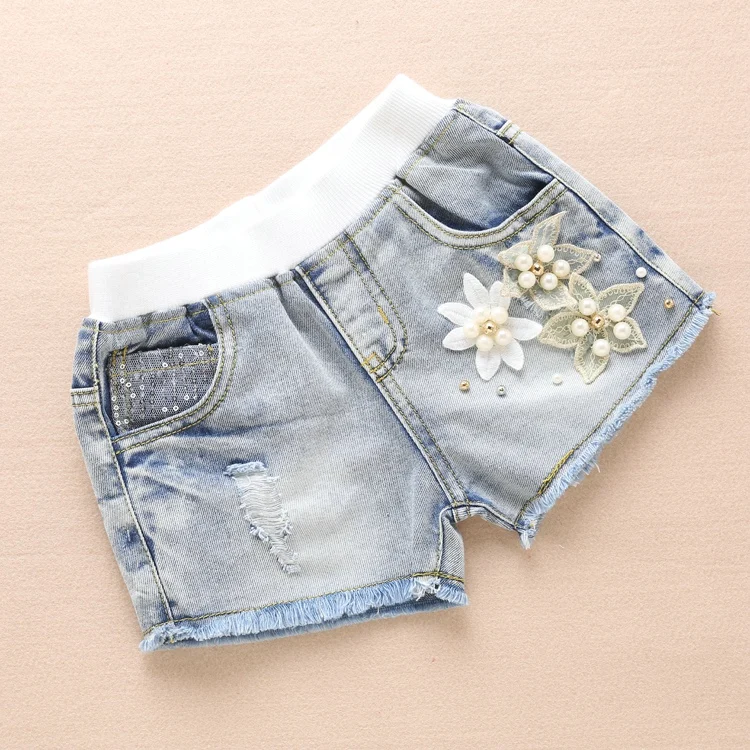 

2017 Spring & Summer Girls Fashion Cotton Denim Shorts Children's Appliques Pearl Hole Fringed Jeans Kid Casual Short Pants G631