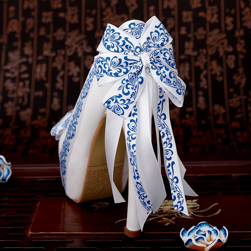 

Spring New Originally Ethnic Blue and White Porcelain Bow-knot Banquet Wedding Table Single Shoe High-heeled Women