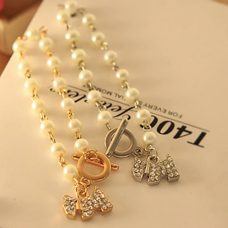 

Full Small Simulated Pearl Bling Crystal Golden Silver Dog Pendant Beaded Bracelets for Women