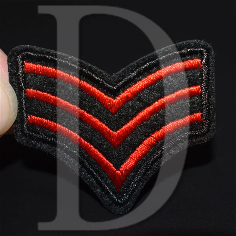 

1 PCS Military Rank Badge parches Embroidered Iron on Patches for Clothing DIY Stripes Clothes Custom Badges 4.8*4.4 CM @OO6