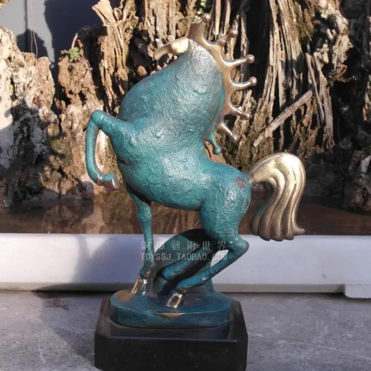 

Old antique Bronze Arts & Crafts Art abstract horse copper sculpture crafts decoration home decoration business gift