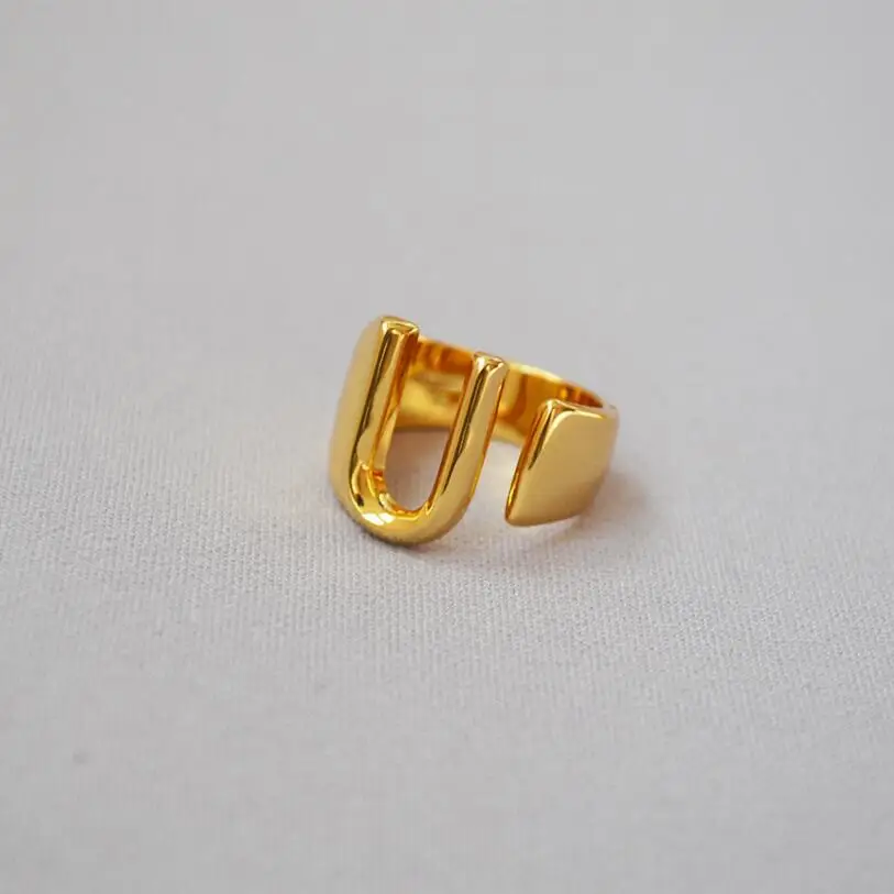 U
