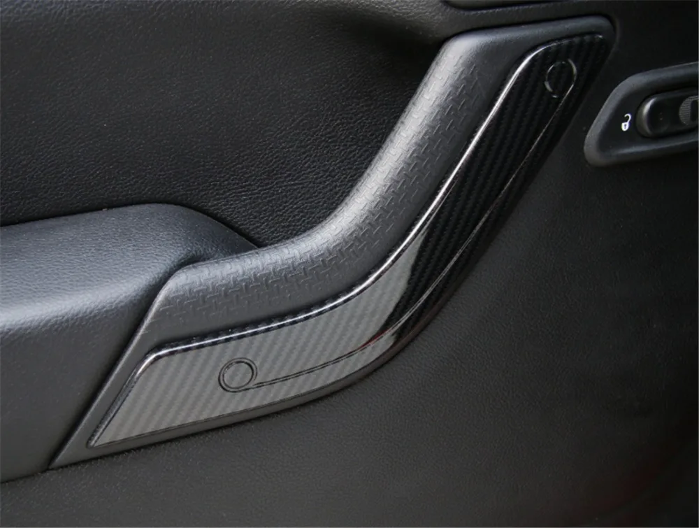 Kits de ajuste de la cubierta de la manija de la puerta Interior del grano de la fibra de carbono brillante para 2011-2017 Jeep JK Wrangler Unlimited & 4 puerta Interior de la puerta a