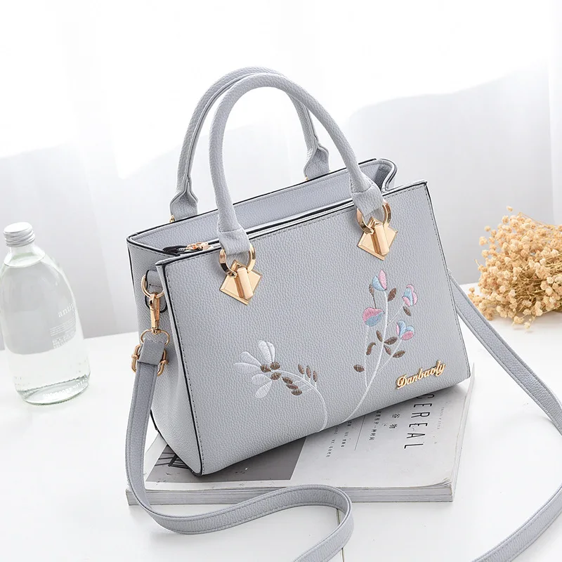 

2018 New Bags Handbags Female Cool Style Fashion Handbag Crossbody Shoulder Bag Leisure Handbag