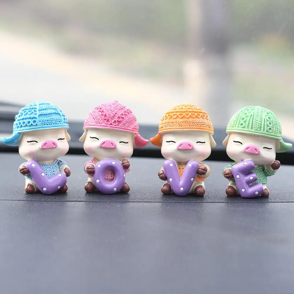 

4Pcs Pig Mascot Love Car Dashboard Mini Auto Car Ornament Good Luck Blessing Home Interior Decorations