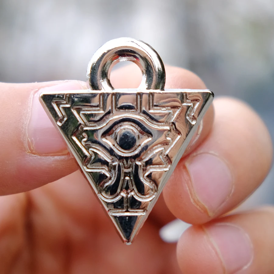 

Silver YGO Yu Gi Oh Millenium Puzzle Metal Pin Badge Chestpin Brooch Costume Accessories Ornament Decor 4cm