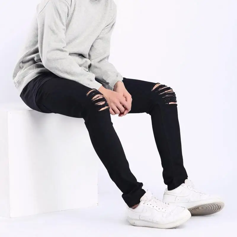 Tight stretch jeans man shredded jeans