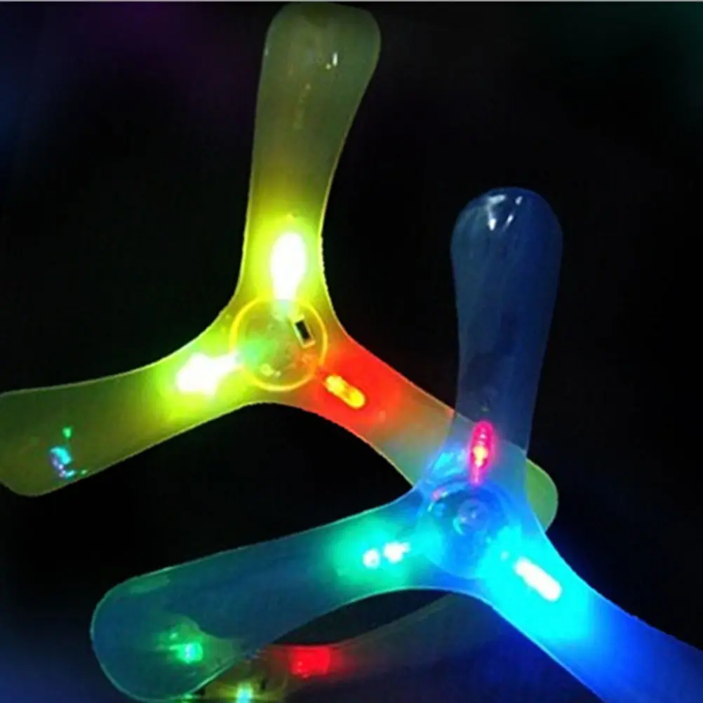 2018 Boomerangs Saucer Disk Kids Outdoor Toys Random Color New Led