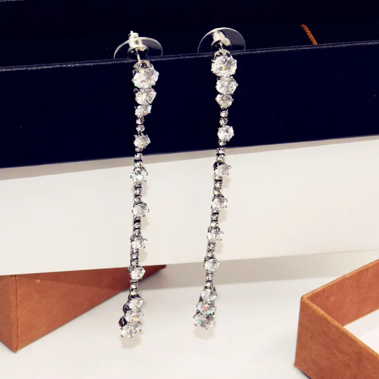 

New Fashion Women High-end Exaggerated Long Zirconium Inlaid Pendant Drop Earring Luxury Women Gift