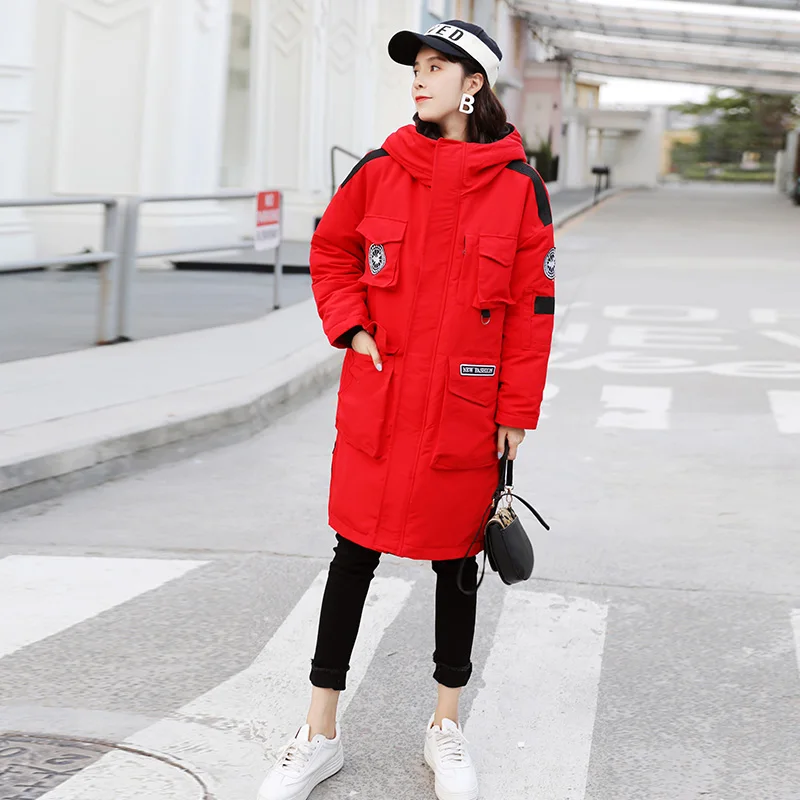 Дизайн Для женщин зимняя куртка модная Свободная куртка с капюшоном Женский длинное пальто с хлопковой подкладкой больших размеров Для женщин s парка - Цвет: Красный