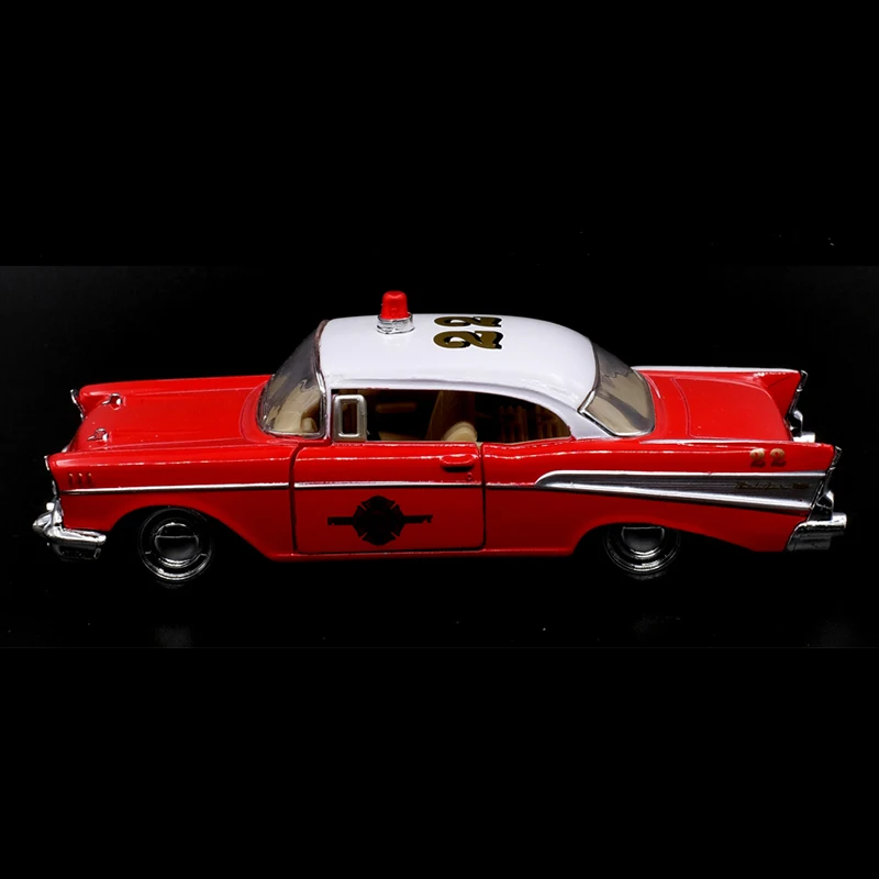 Kinsmart 1:40 1957 Chevrolet Bel Air Fire Chief Classic Car Alloy Diecast Car Model Toy  Pull Back For Kids Gifts Toy Collection