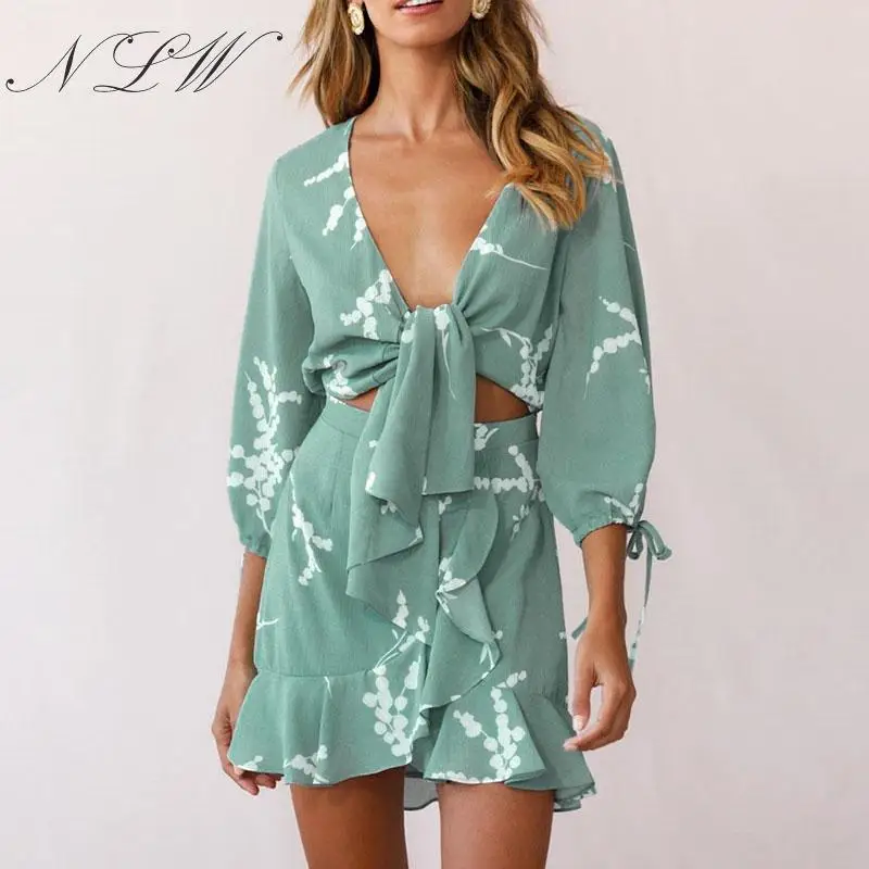 

NLW Women Lantern Sleeve Dress Bohemian Chic Ruffle Short Dress 2019 Autumn Lace up Bowknot Dress Female Vestidos