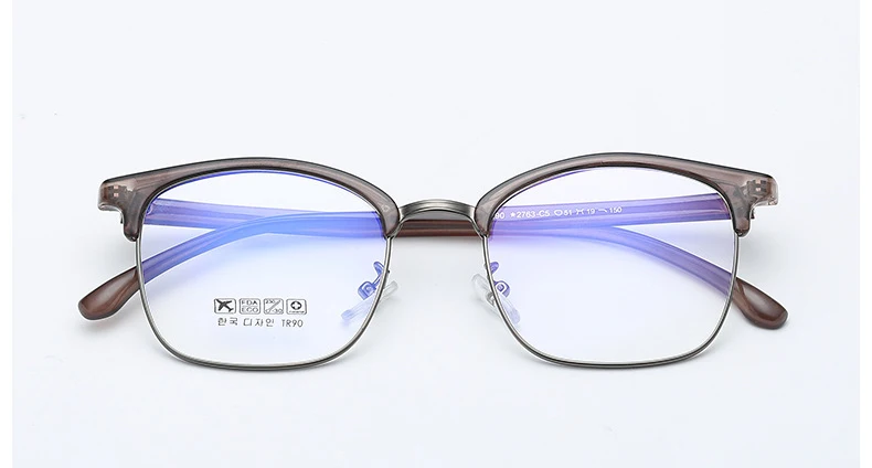 21522cf85-10_02