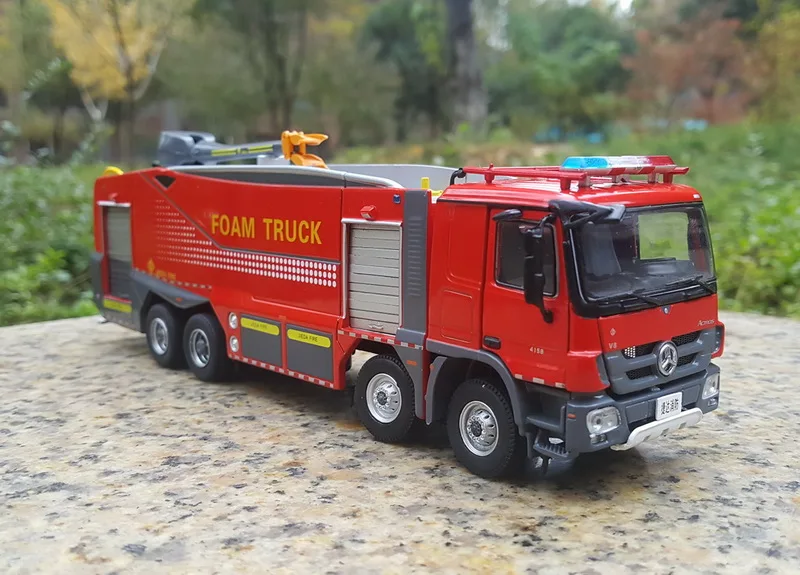 Коллекционная модель из сплава, игрушка в подарок, 1:50 Benz ACTROS Jieda, пенная городская пожарная машина, спасательные машины, литая игрушка, модель украшения