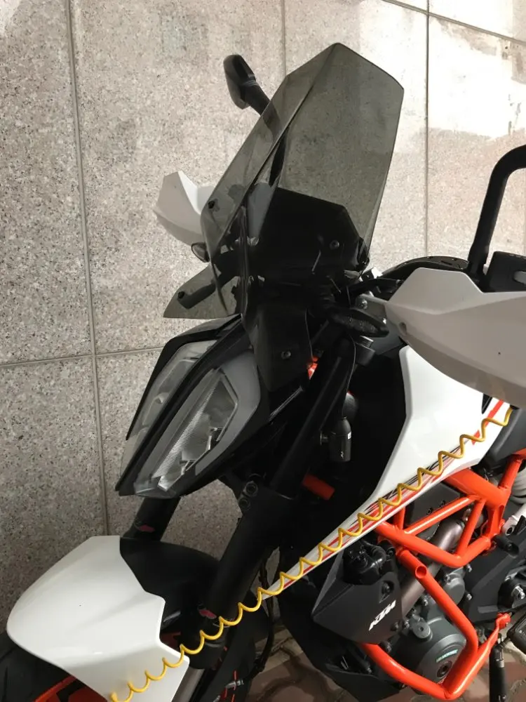 Мотоцикл двойной пузырь спортивный лобовое стекло козырек ветрового стекла Viser подходит для KTM Duke 125 390 Duke Дым Прозрачный черный - Цвет: Smoke