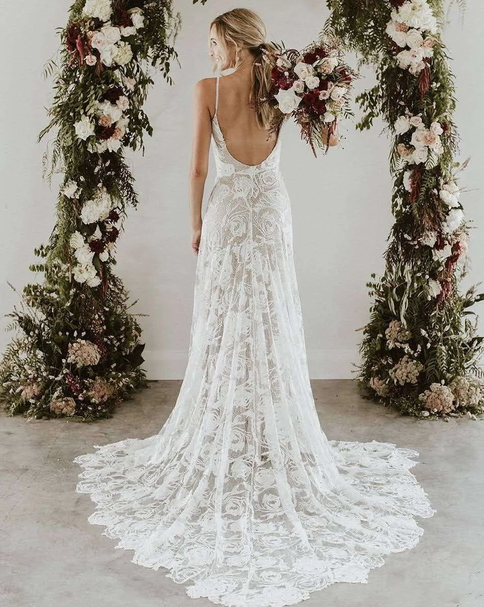 

Charming Lace Boho Beach Wedding Dress 2019 Sexy Backless Spaghetti Straps Vestido de Noiva Vintage Bohemia Wedding G