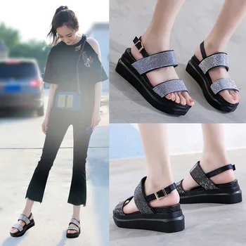 

2019 summer new ladies sandals slippers wild fashion rhinestones muffin bottom beach shoes.