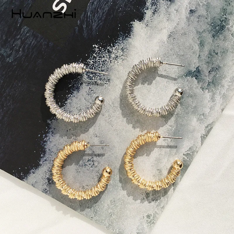 

HUANZHI Design Personality Geometric Round C Shape Texture Alloy Silver Gold Color Metal Hoop Earrings for Woman Jewelry Gifts