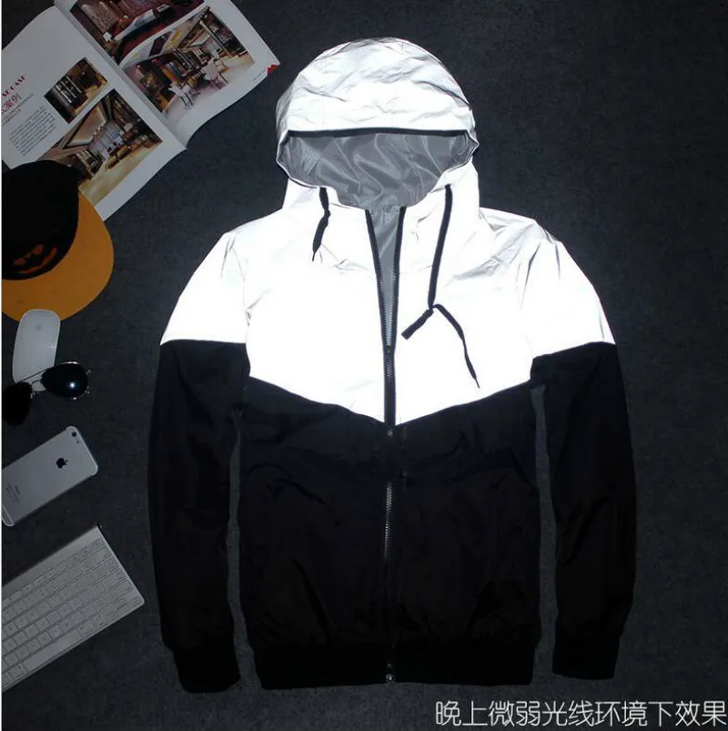 

2018 Hip Hop Men women Jacket Autumn Patchwork light Reflective 3M Jackets Waterproof Windbreaker Men hooded Coat Trend hodies