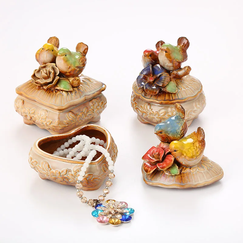 

High quality ornaments Ceramic bowl artwork round heart square box Decoration gift ceramic bird model For party wedding gifts
