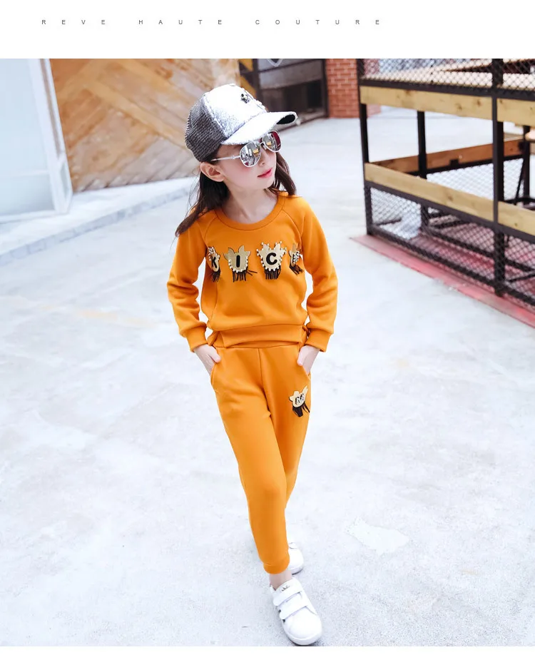 Осень-зима детский корейский новый Обувь для девочек утепленные Костюмы Наборы одежды для детей из двух частей желтый красный хлопок буквы