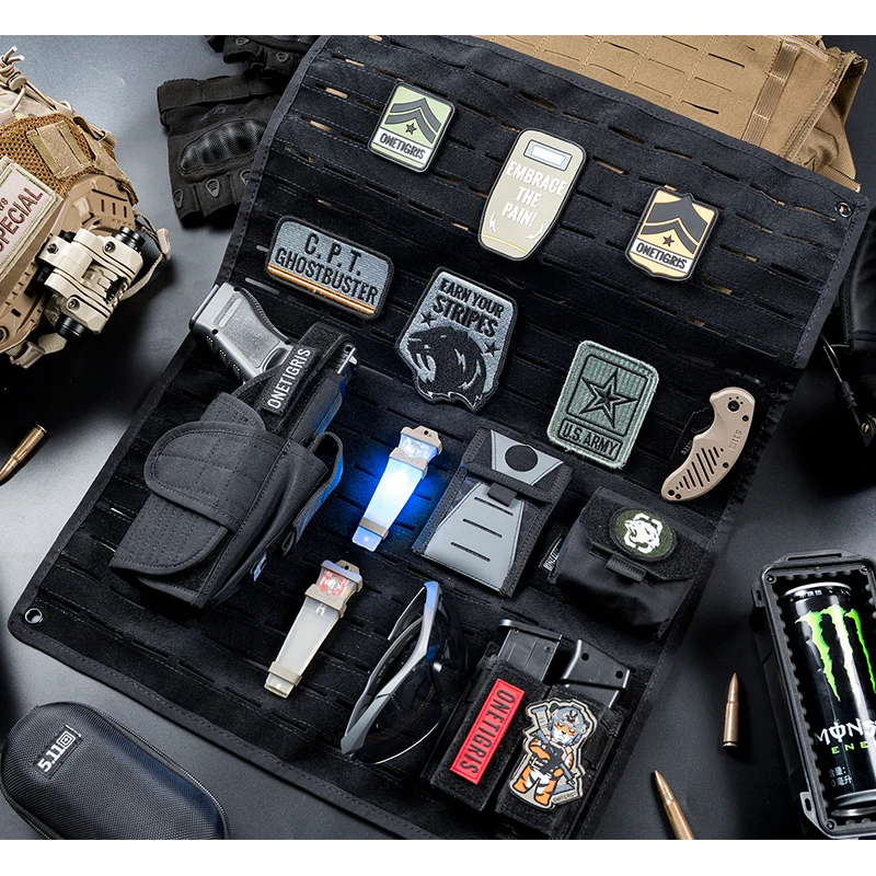 

OneTigris Morale Patches Display Board Cordura Nylon Foldable Patch Tactical Patches Holder Display Panel Folding Tool Organizer