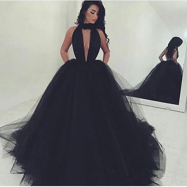 

Sexy Sleeveless Prom Dresses 2019 vestidos de gala Deep V-neck Backless Long Ball Gown Black Pageant Evening Gowns prom dress