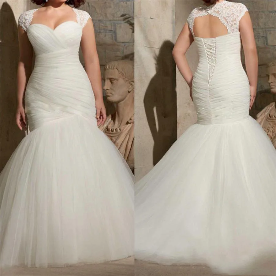 

Plus Size wedding dress with sweep train sweetheart 2019 spring lace up bridal gowns custom