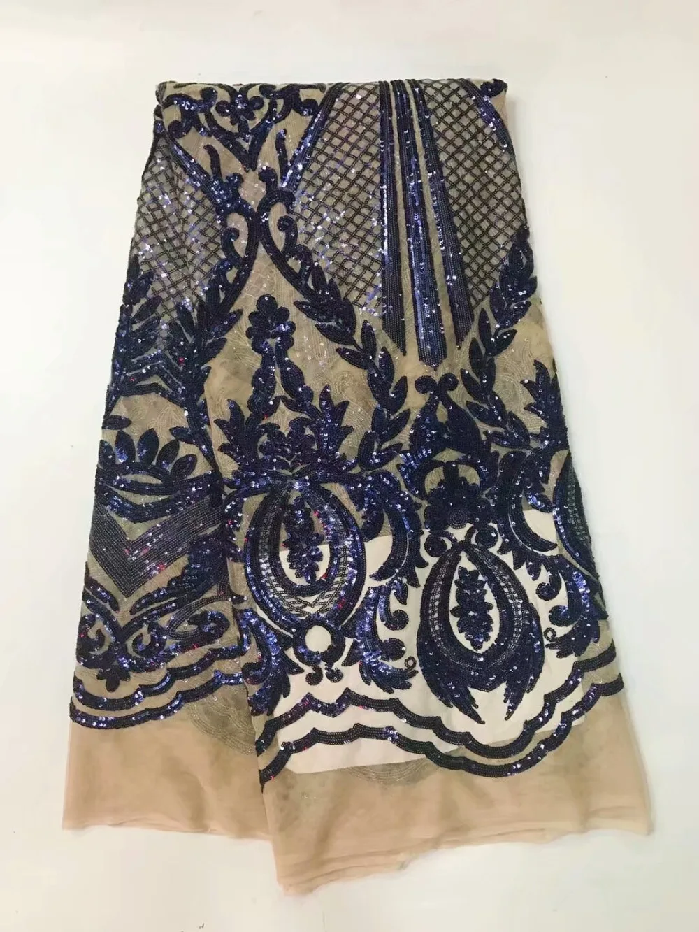 

2017 Very beautiful Flower Pattern Africa Fashion Embroidery Lace Fabric for wedding dress !