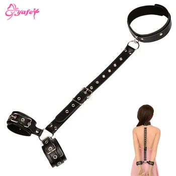 Adult slave game Hands Neck Collar Connecting Bondage Restraints Sex toys for Couple Leather Wrist strap Bondage Women Sex toys 3