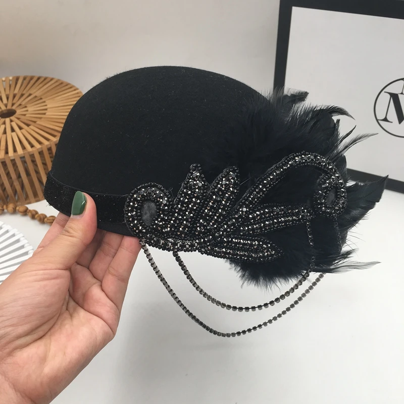 

British and European nobles hairdress, hat, headdress, beret, feather chain temperament stage performance hat
