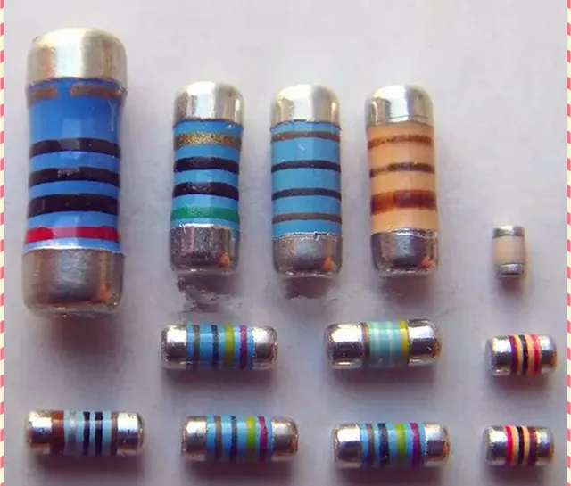 New  MELF full range 0204 10 ohm (10 pieces), 5 ohm (10 pieces), 3 ohm (10 pieces). 1% Cylindrical resistor 30PCS