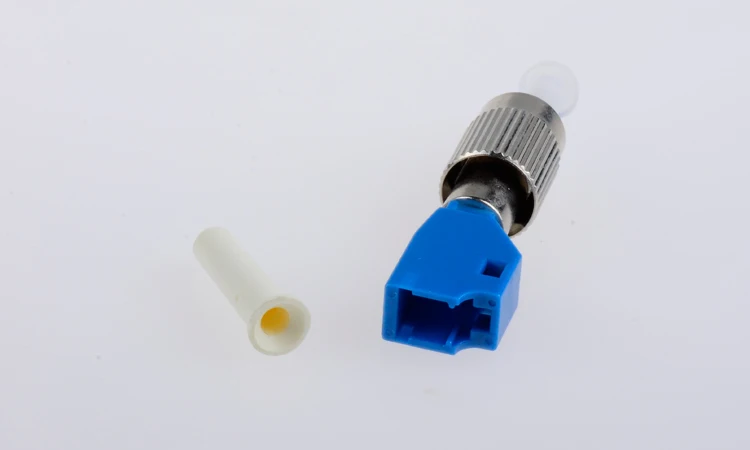 5PCS-LC-FC-adapter-LC-to-FC-Optical-fiber-adapter-Turn-round-square-flange-FC-LC (1).jpg