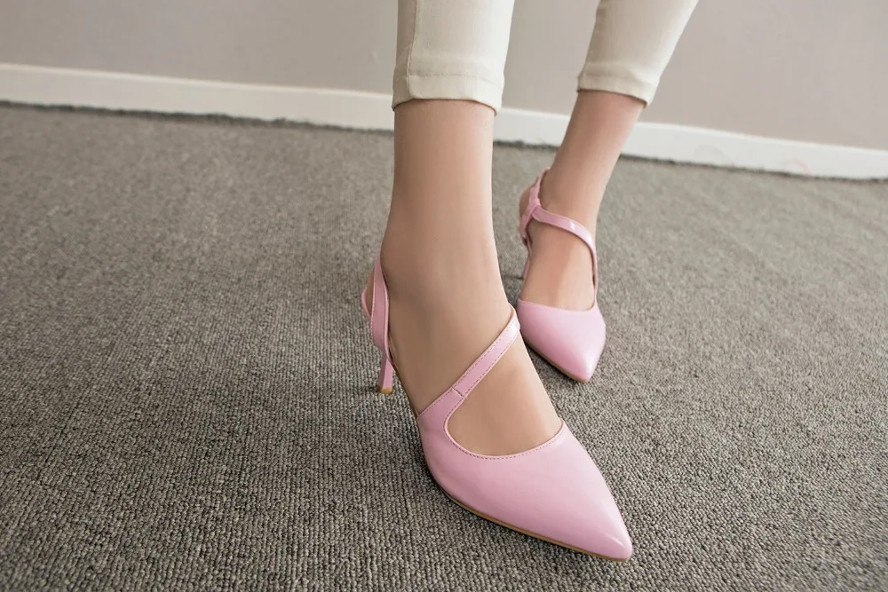 Г. Новые летние женские босоножки модная повседневная элегантная обувь из органической кожи на высоком каблуке с закрытым острым носком женские босоножки с ремешком на лодыжке розового цвета