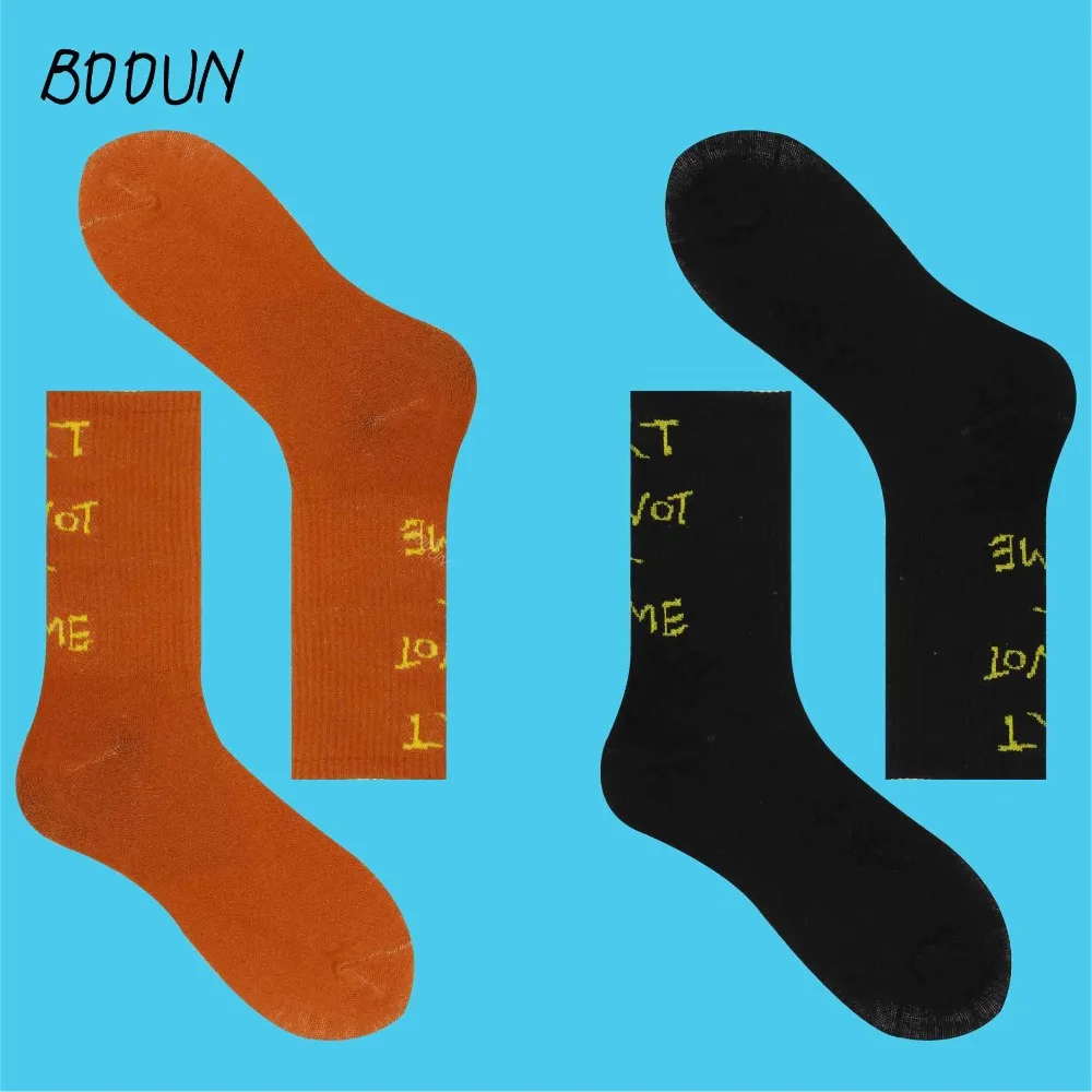 

Autumn and Winter Couple Pure Cotton Sports Socks Sweat Absorption Smelly Feet High Novelty