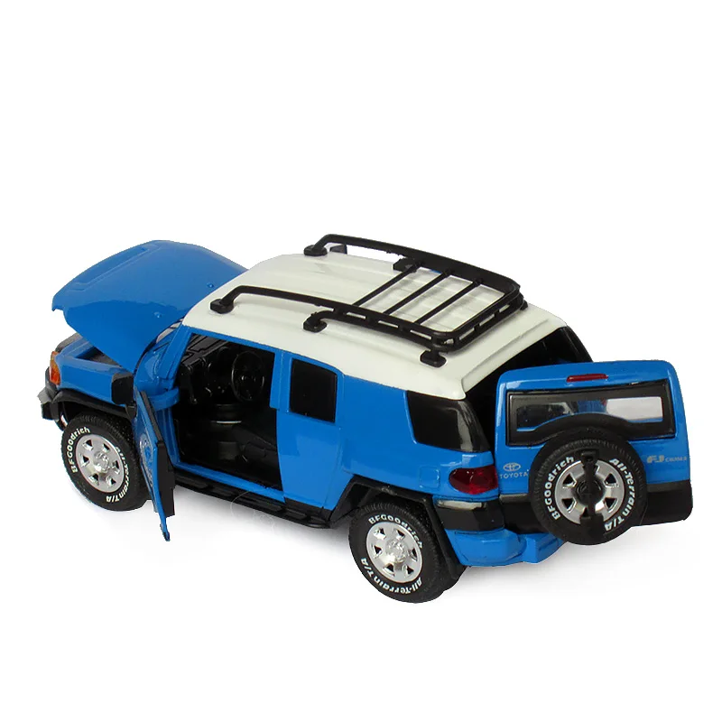 Сплава литья под давлением для Toyota Cruiser FJ внедорожник Спорт Модель автомобиля 1:32