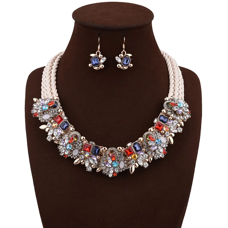

Vintage Handmade bead Statement Necklaces Christmas Crystal Rhinestone Luxury Maxi Choker Weaving Necklace for Women jewelry
