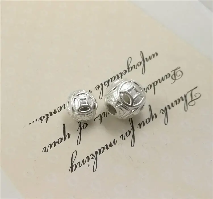 3d-silver-beads009f
