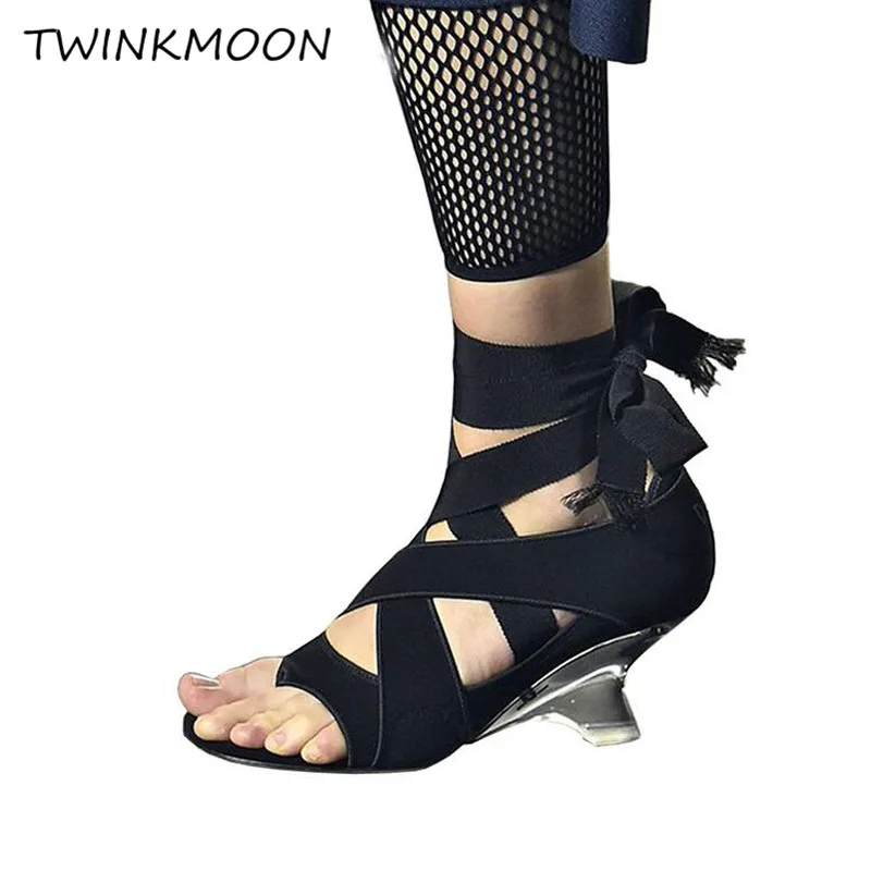 

Clear Hoof Sandals Tranpatent High Heels Shoes Women Cross Tied Ankle Strape Bandage Lace Up 2019 Summer Runway Shoes